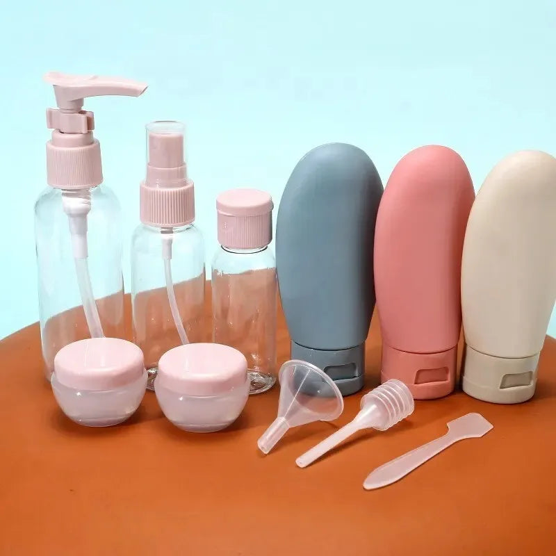 Kit 11 Bouteilles de Voyage avec Pochette – Contenants Liquides & Crèmes
