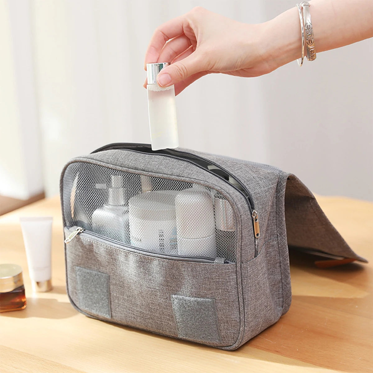 Trousse de Toilette Dépliable – Organisation Parfaite en Voyage